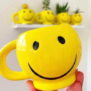 Vintage Yellow Smiley Cups